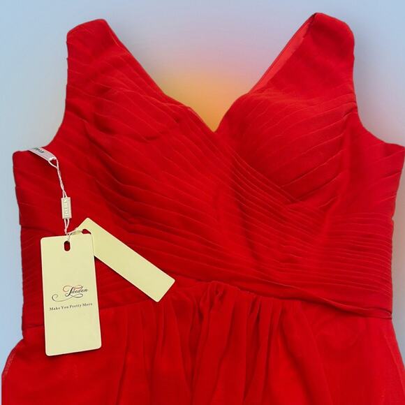 jaeden Dresses & Skirts - JAEDEN Women’s Large Red Full Length Wedding Dress